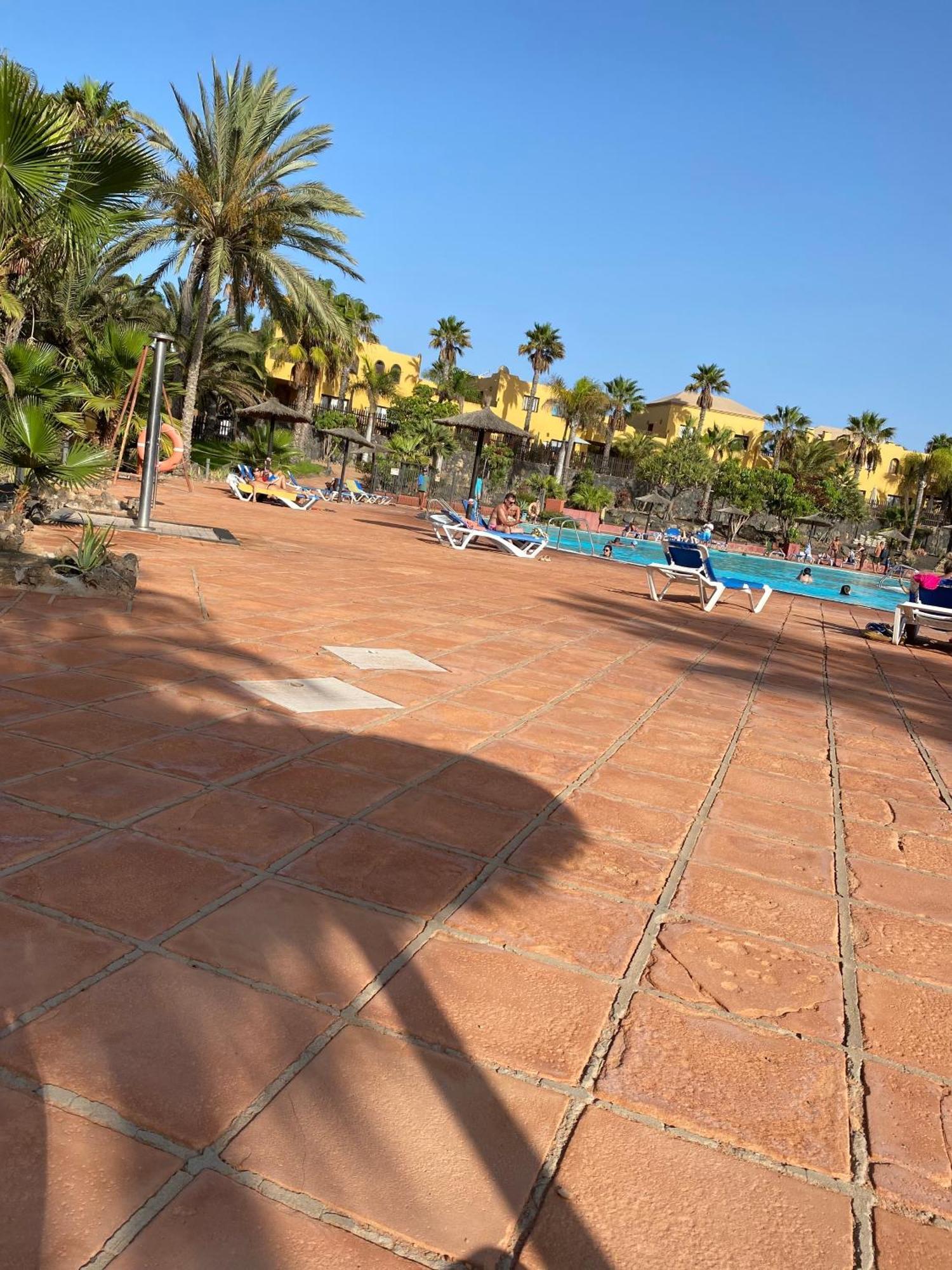 Oasis Tamarindo Poppins Pool E Terrace Apartment Corralejo Exterior photo