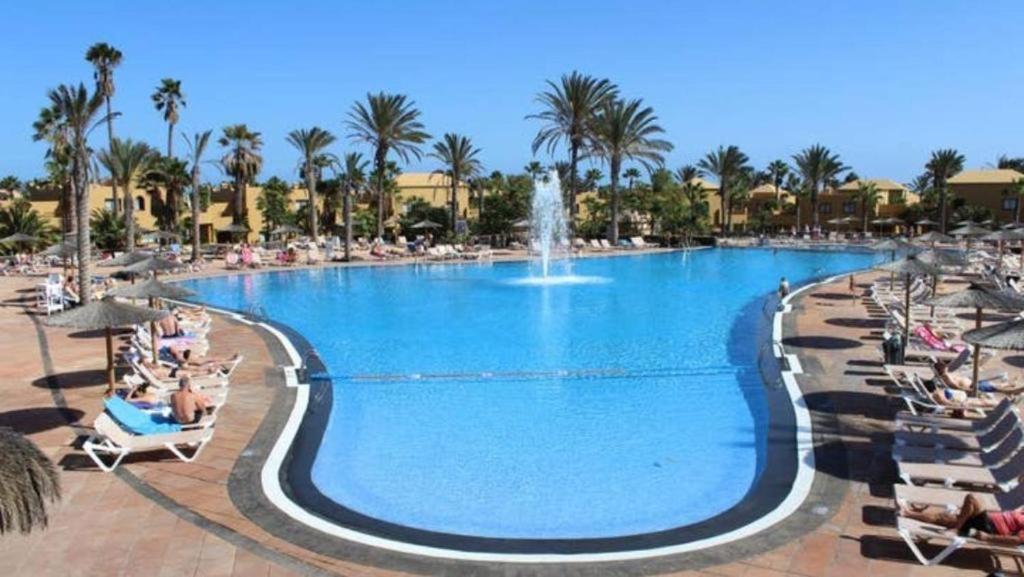 Oasis Tamarindo Poppins Pool E Terrace Apartment Corralejo Exterior photo